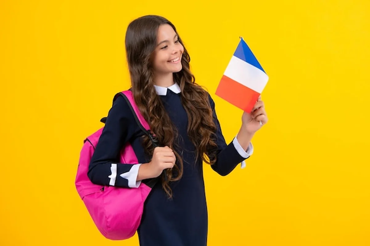 Uczennica francuska w szkole językowej we Francji